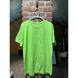 Hanes size Large Delaware Valley Opera Green shirt